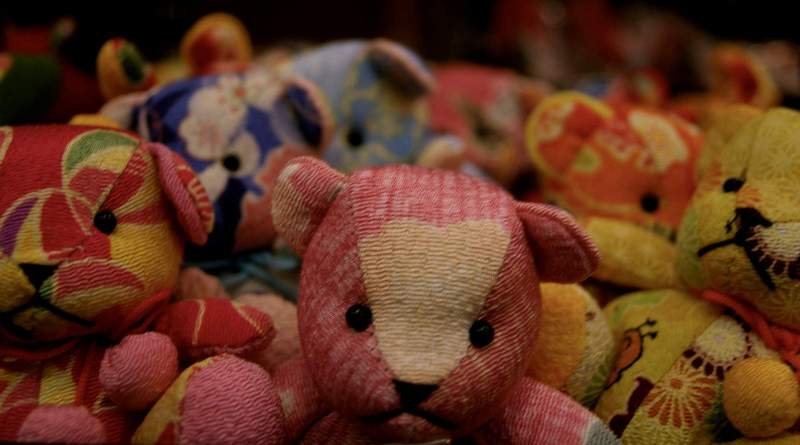 L'ours,incarnation du courage et de la persévérance est chez Luciole.